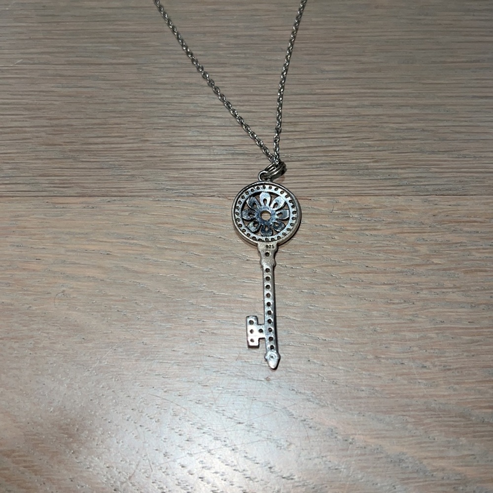 Mini Key Necklace - Picture 3 of 3